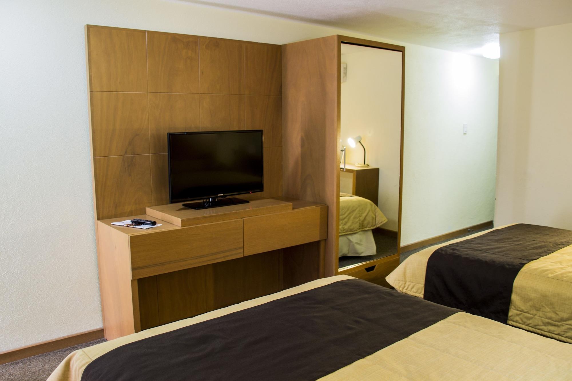 La Posada Hotel Y Suites San Luis Potosí Kültér fotó
