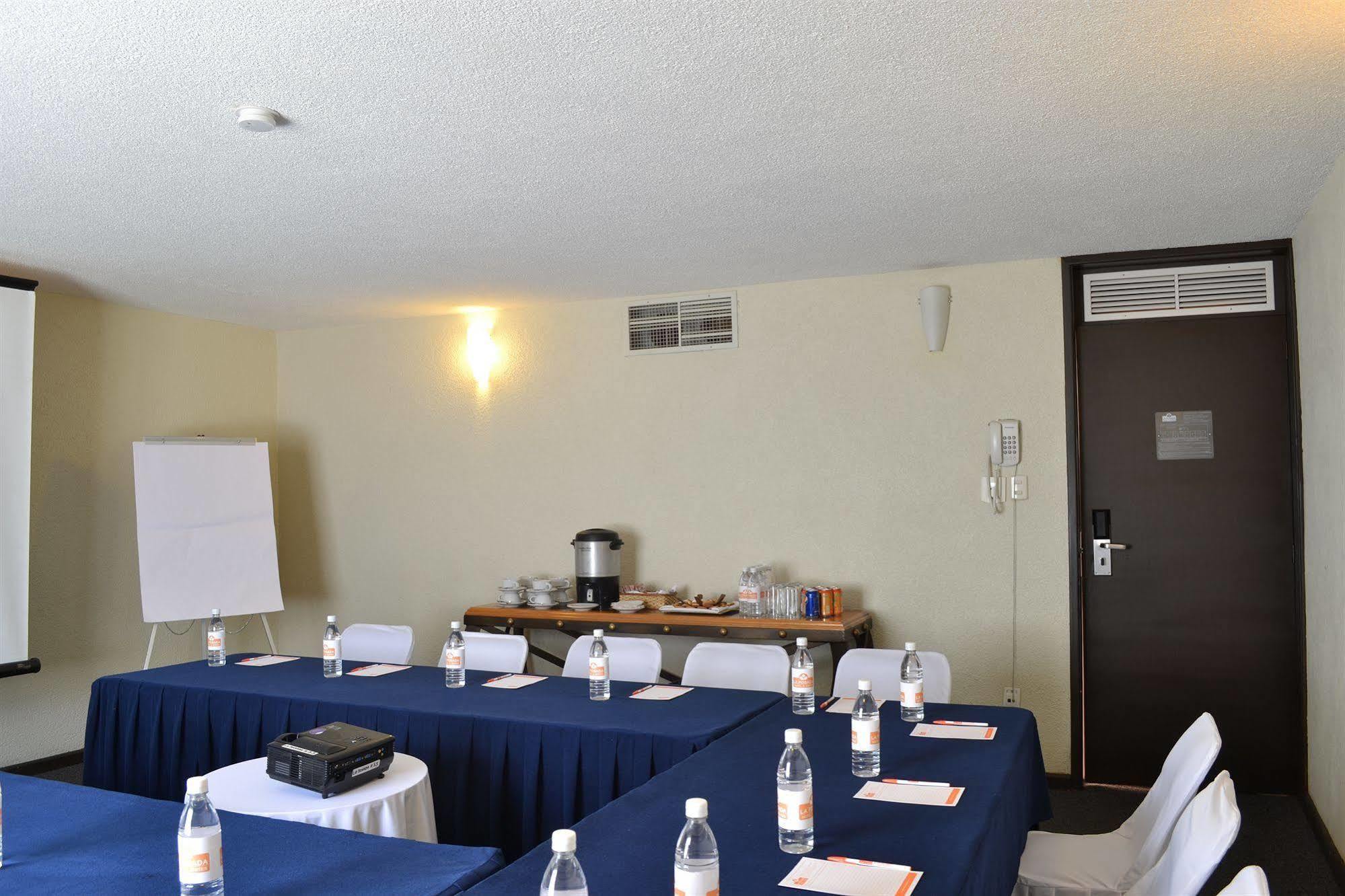 La Posada Hotel Y Suites San Luis Potosí Kültér fotó